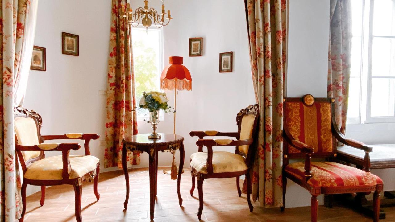 法國小古堡- 包棟-Chateau De France Vucsie Kültér fotó