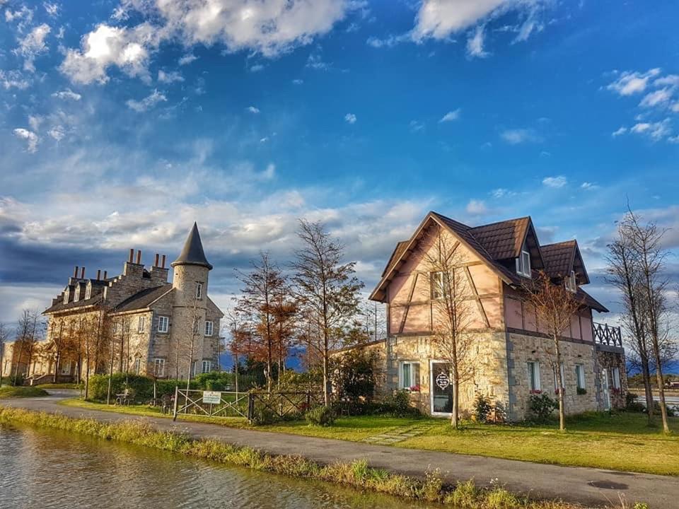 法國小古堡- 包棟-Chateau De France Vucsie Kültér fotó
